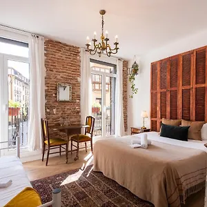 Off Beat - Self-check-in - Sleep Conscious Gasthuis San Sebastian