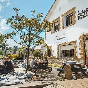 Latas Surf House Hostel Somo