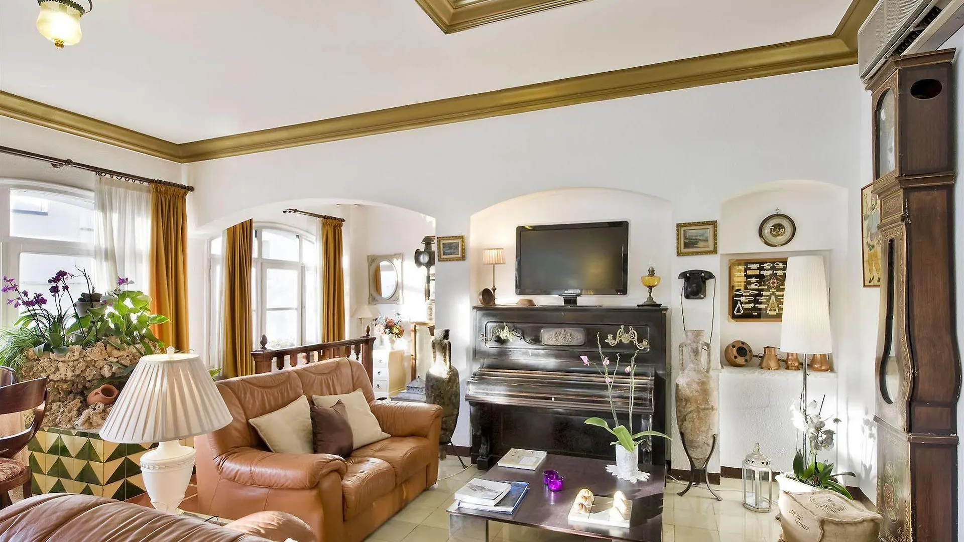 La Goleta Hotel Llanca 2*,  Spain