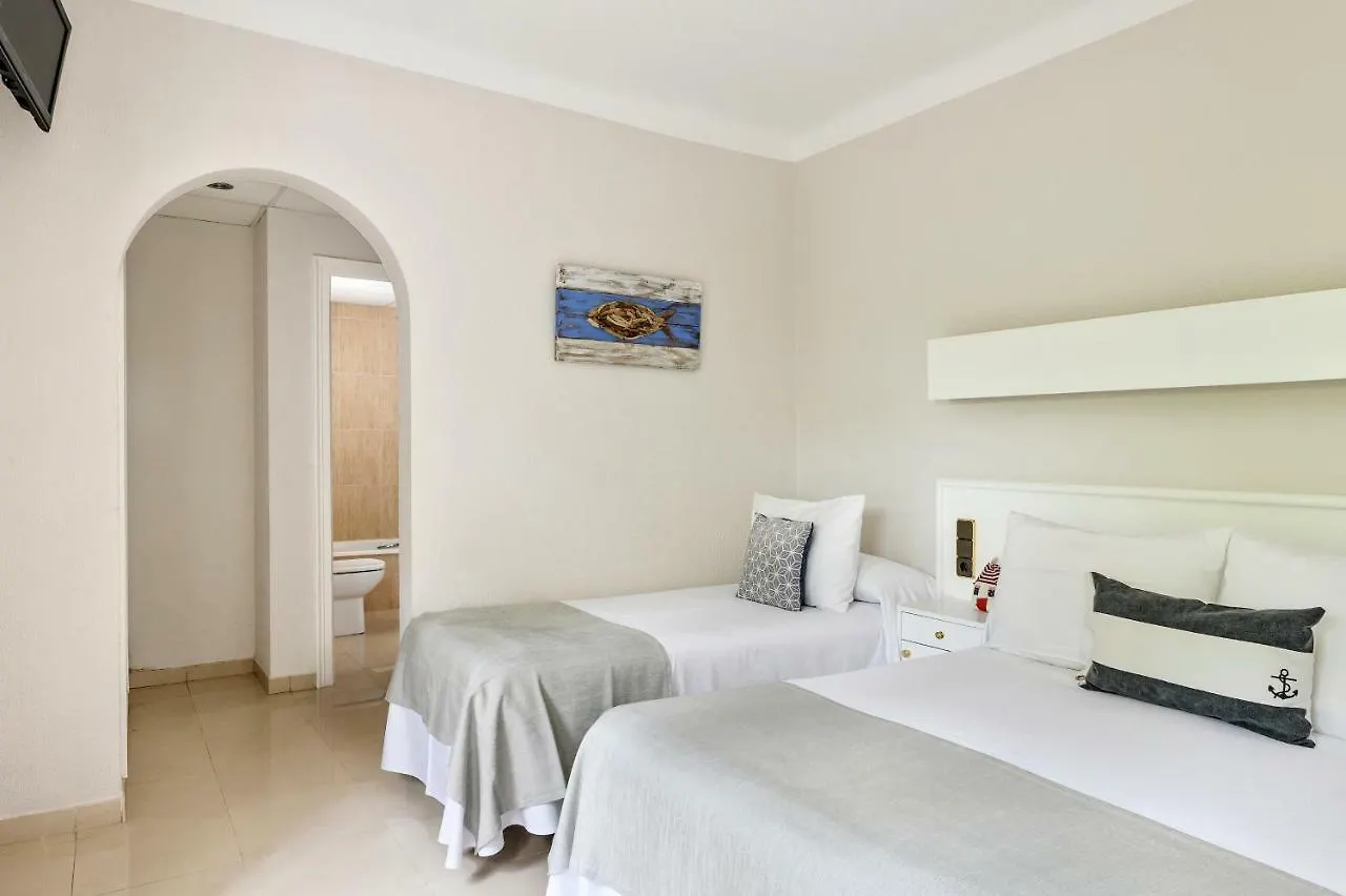 La Goleta Hotel Llanca Spain